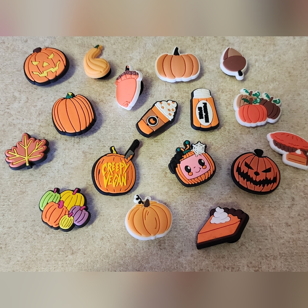 Halloween Fall pumpkin croc Charms jibbitz